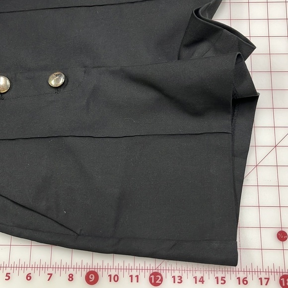 ZARA NWT Minimalist High Waisted Gold Button Black Bermuda Trouser Shorts SZ XS - Picture 14 of 14